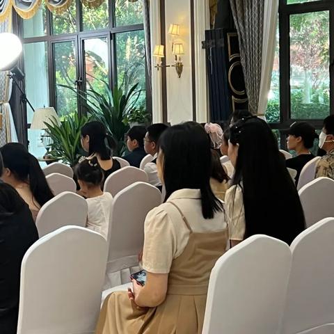 防范:奋发同行：2025年新澳门正版内部217期,留心宣传的陷阱,小心虚假的伪推广-创新分析、解释与落实