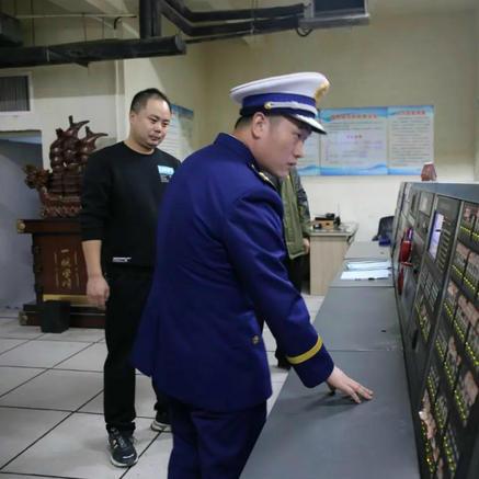 2025新澳门期期准215期：38-42-47-22-25-26 T:37可靠解答、专家解读解释与落实​-谨防华而不实包装